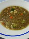 Sopa de lentejas ridículamente fácil