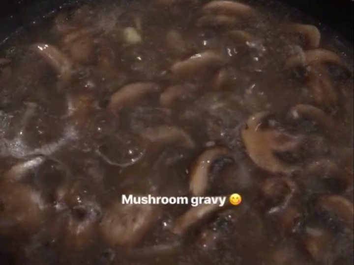 Anti Ribet, Buat Saus Jamur Mushroom Gravy Kekinian