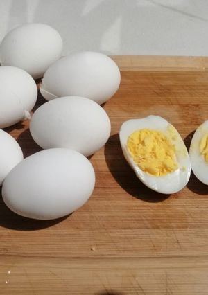 Una foto de Huevitos Duros!