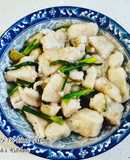 Phi lê cá Hành Gừng / Fillet Fish w Ginger & Onion