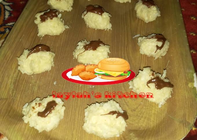 Fresh coconut cookies Recipe