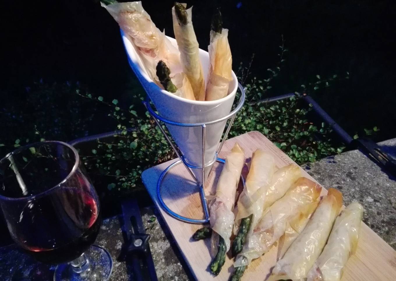 Aperitivo crujiente de espárragos trigueros con panceta