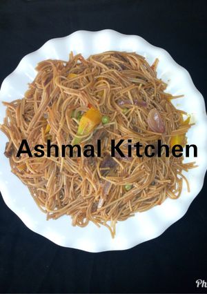 A picture of Fried Spaghetti.