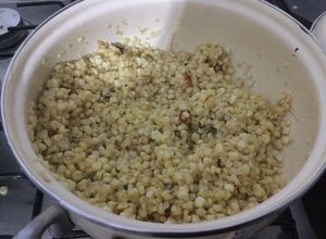 Una foto de Esquites fritos