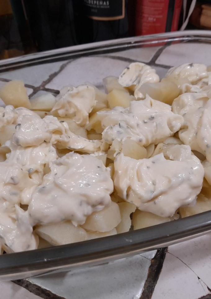 Una foto de Papas alioli y olé