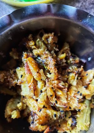 উচ্ছে আলু ভাজা (ucche alu bhaja recipe in Bengali) রেসিপির প্রধান ছবি