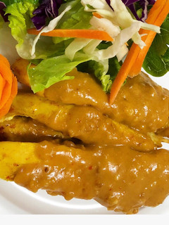 A picture of Super easy satay sauce.