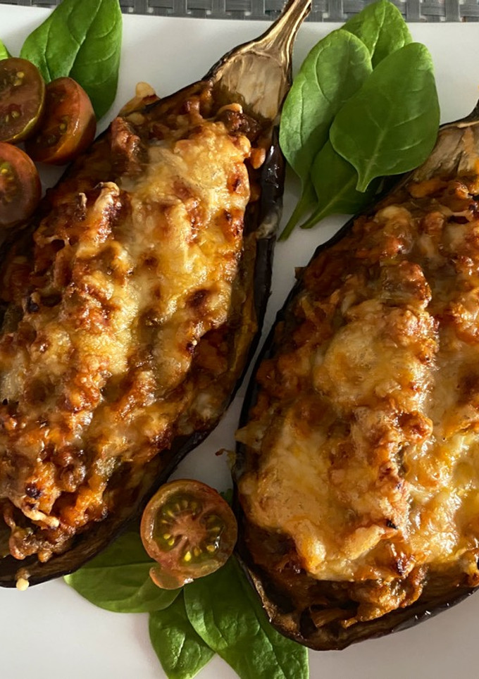 Una foto de Berenjenas rellenas de carne picada