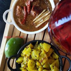 A picture of Mutton Do Piyaza.