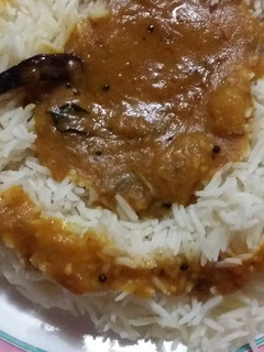 A picture of Sambar rice.