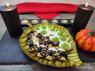 Aperitivos Halloween: Huevos Nido de Araña y Huevos con Vomito Verde