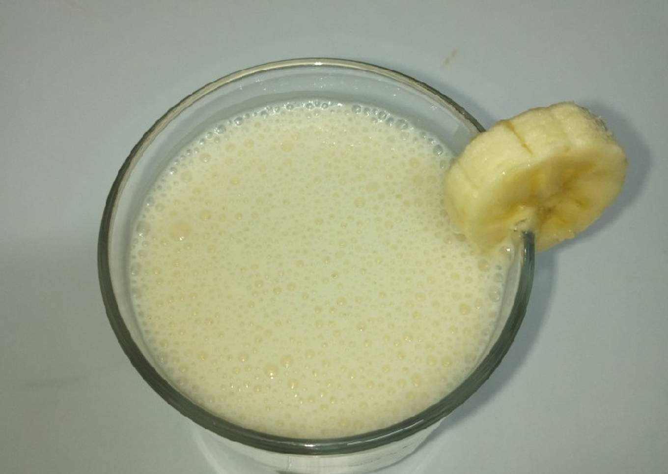 Banana ginger smoothie