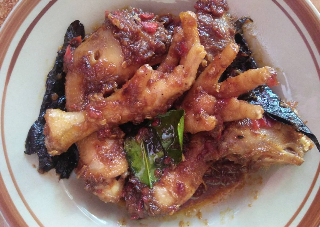 Ceker dan Kepala Ayam Bumbu Rujak