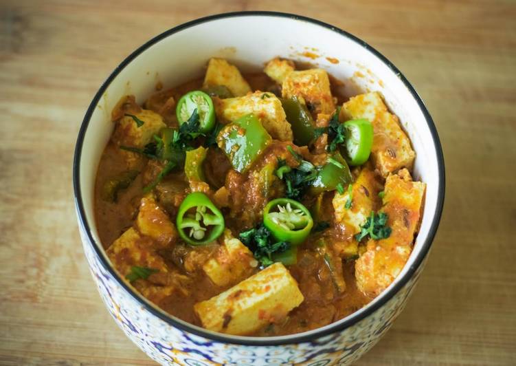 Simple Way to Make Quick Paneer capsicum