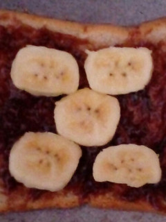 A picture of 5 Minutes Choco Banana Toast.