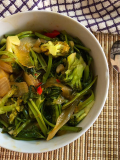 Foto resep Kangkung dan brokoli saus tiram