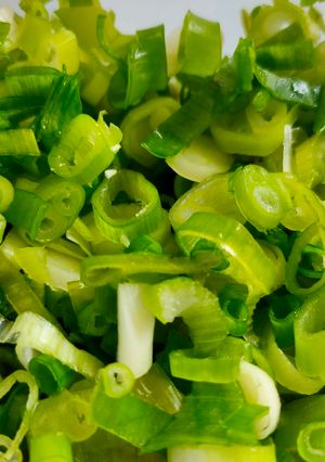 Foto resep Tips menyimpan daun bawang (membuat stok daun bawang)