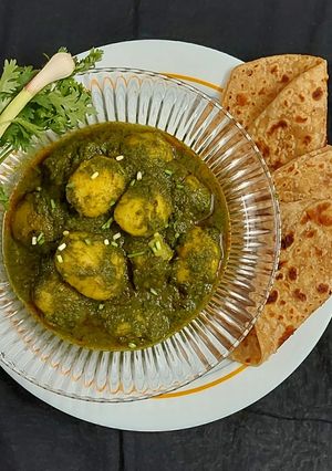 લીલા મસાલા વાળી બટેટી (Lila Masala Vali Bateti Recipe In Gujarati) રેસીપી મુખ્ય ફોટો