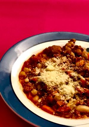 Una foto de Mi guiso de lentejas, garbanzos y porotos