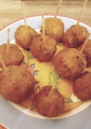 A picture of Crunchy Potato Balls.