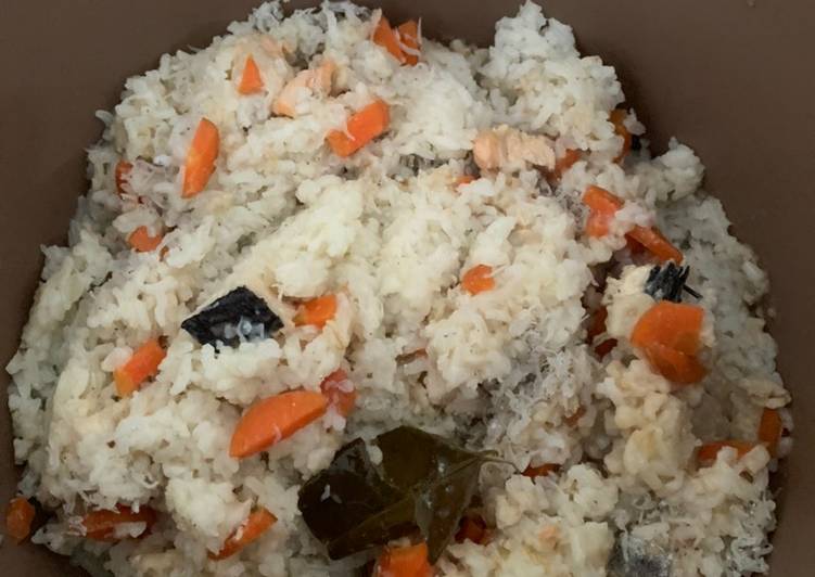 MPASI Darurat Masak Cepat Praktis - Salmon Teri Nasi Ricecooker