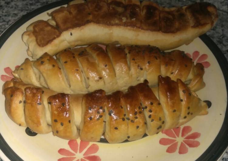 Recipe of Homemade Cartepillar Bread