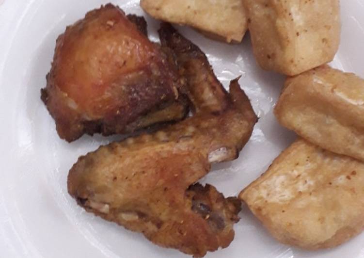 12 Resep: Ayam Goreng Ungkep Anti Gagal!