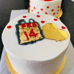 A picture of Bento Chocolate Cake.