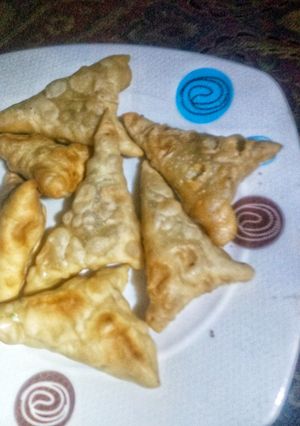 A picture of Flaky samosa.
