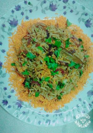 फ्राइड राइस (fried rice recipe in Hindi) रेसिपी मुख्य फोटो