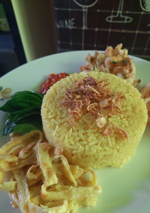 Foto resep Nasi kuning magic com