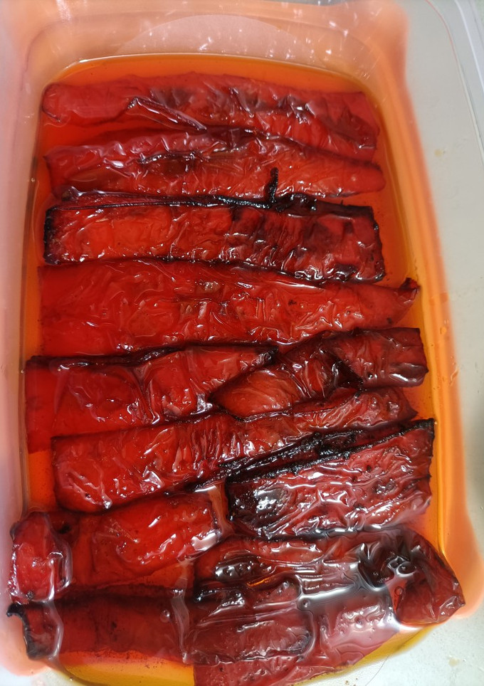 Una foto de Pimiento rojo asado en sartén