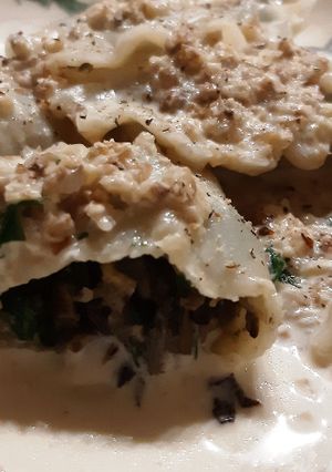 Une photo de Ravioles aux escargots sauce aux noix