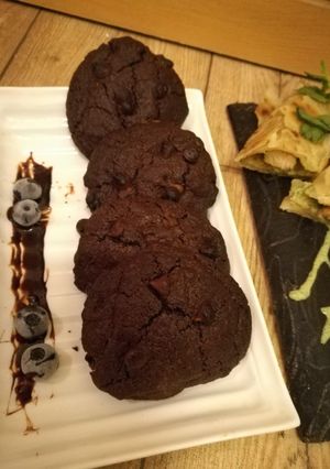 A picture of Chocolate chip cookies.