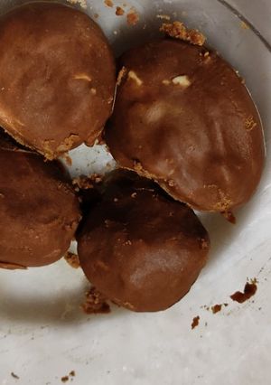 বেসনের লাড্ডু (besaner ladoo recipe in bengali) রেসিপির প্রধান ছবি