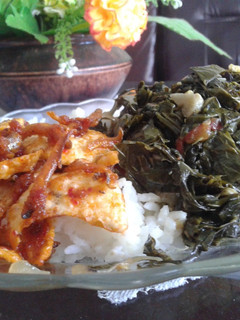 Foto resep Tumis Daun Singkong Cabe Rawit (Jangan Masak Ini, Serius! Bikin Diet Gagal, Nasi Sebakul pun Habis!)
