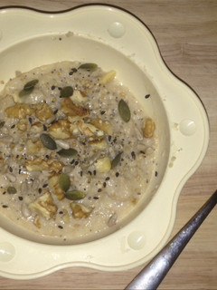 Una foto de Porridge de avena o gachas de avena