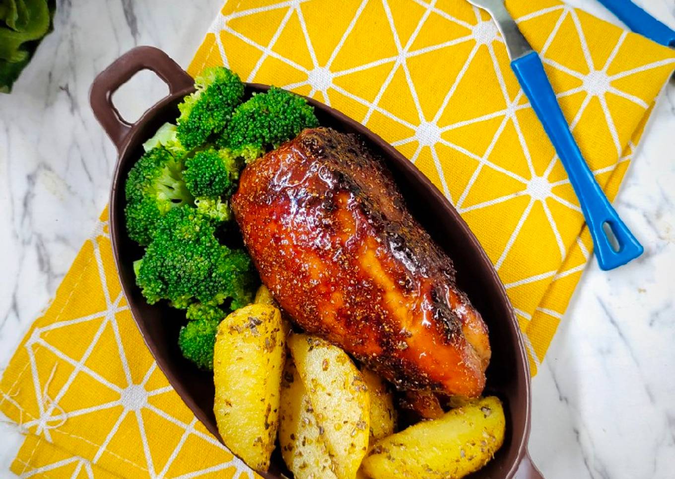 438. Ayam Panggang Teflon + Potato Wedges