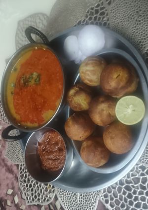 मसाला बाटी, लहसुन की चटनी, पंचमेल दाल रेसिपी मुख्य फोटो