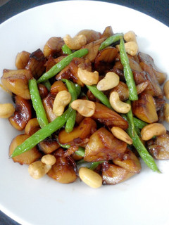 醬燒腰果杏鮑菇 的食譜成品照片
