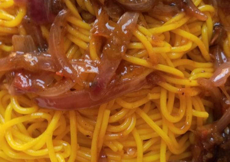 Step-by-Step Guide to Prepare Ultimate Tumeric pasta with onion sauce