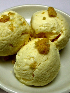 பட்டர் ஸ்காட்ச் ஐஸ் கிரீம்(butter scotch ice cream recipe in tamil) செய்முறை முக்கிய புகைப்படம்