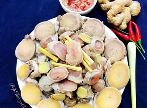 Hình của món Pín Bò Hấp Gừng.