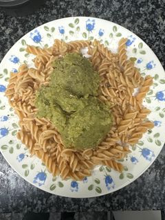 Una foto de 547. Pesto de nueces (salsa)