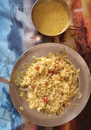 नमकीन चावल (namkeen chawal recipe in Hindi) रेसिपी मुख्य फोटो