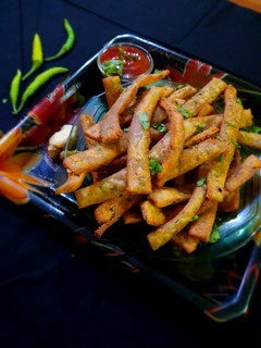 पोटैटो चीज़ स्टिक्स (Potato Cheese sticks recipe in Hindi) रेसिपी मुख्य फोटो