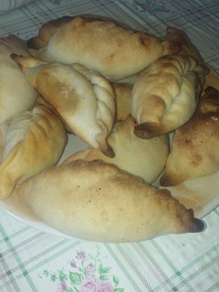Una foto de Empanadas criollas de pollo