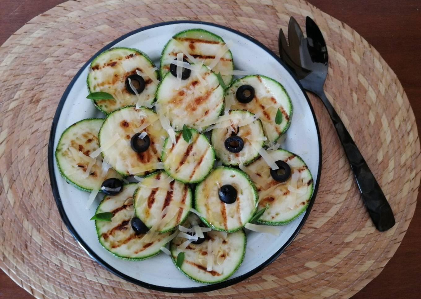 Ensalada de calabacitas asadas