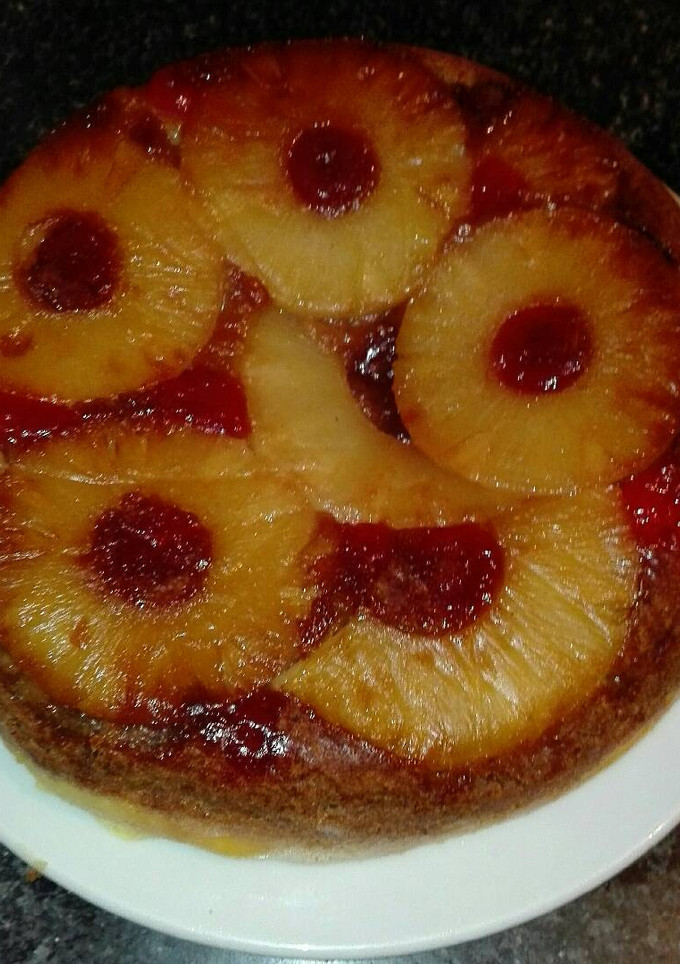 Una foto de Volteado de piña con tarta de queso