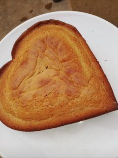A picture of Heart shaped sponge cake 😋.